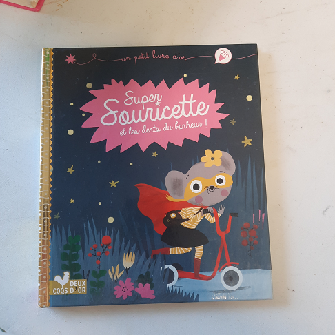 Livre souricette.