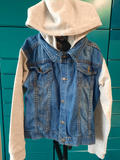 veste jean/manches et capuche coton gris8 ans