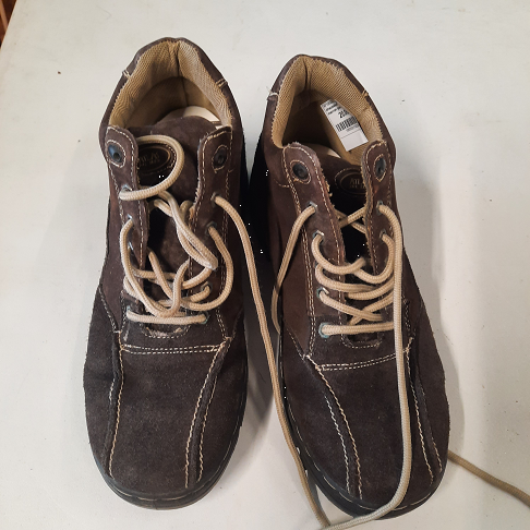 chaussures en daim marron pointure 41