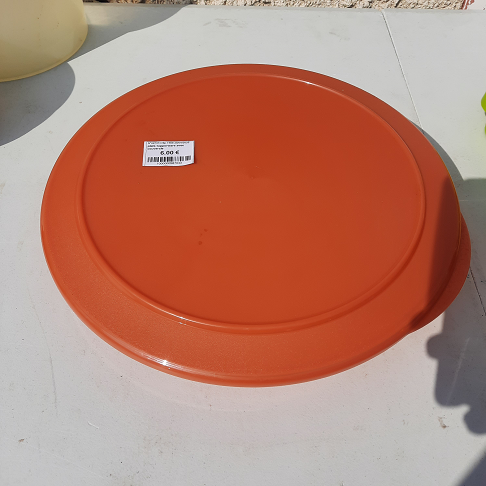 plats tupperware avec couvercle