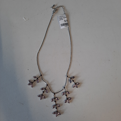 Collier argenté/fleurs parme