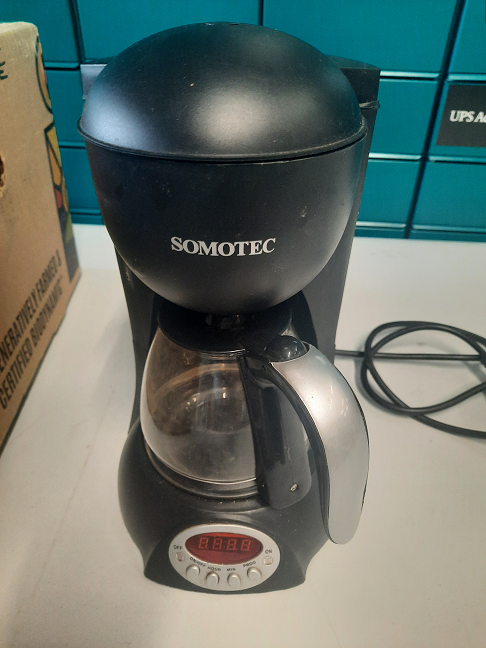 petite cafetière électrique