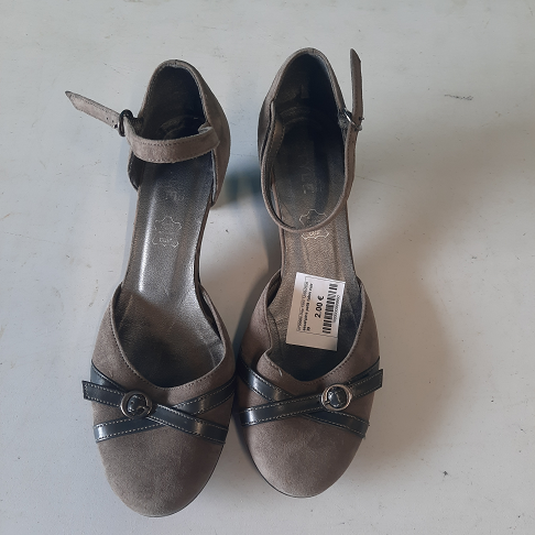 escarpins petit talon cuir 39