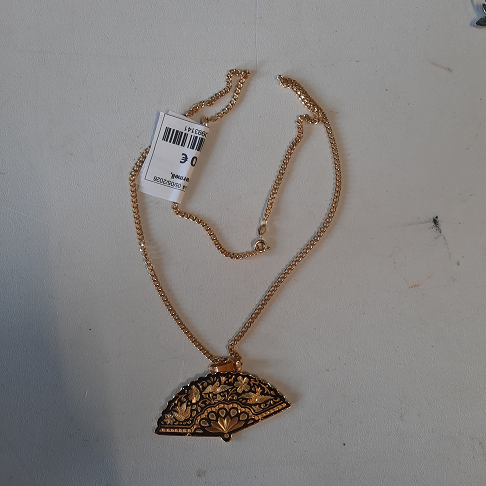 Pendentif en vermeil, éventail
