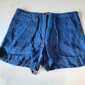 Short bleu en lin, T 40,
