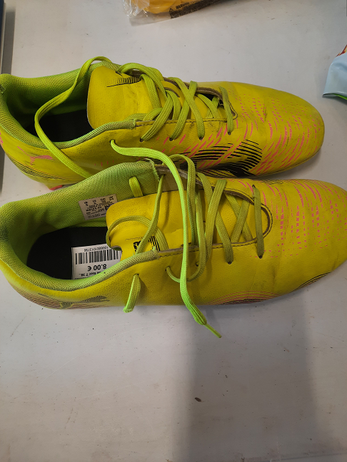 chaussure de foot T 38..