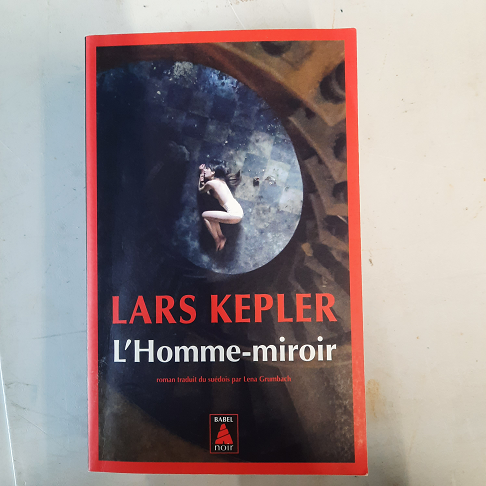 livre Lars Kepler/ L'homme-miroir