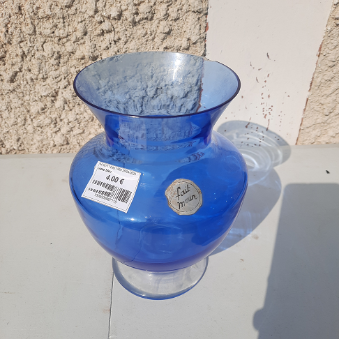 vase bleu