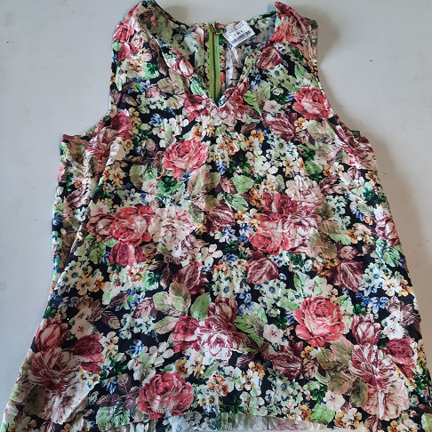 Haut femme sans manche  fleurs
