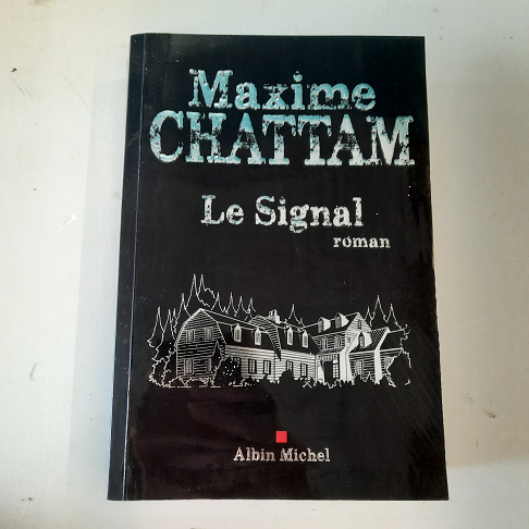 livre  Maxime Chattam / Le signal