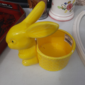 Bonbonnière lapin jaune