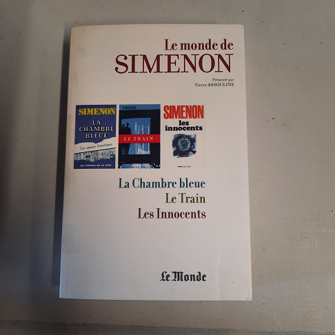 livre  Le monde ( La chambre bleue, le train, les innocents)