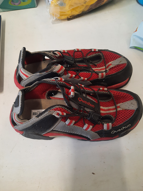 chaussure marche enfant taille 34