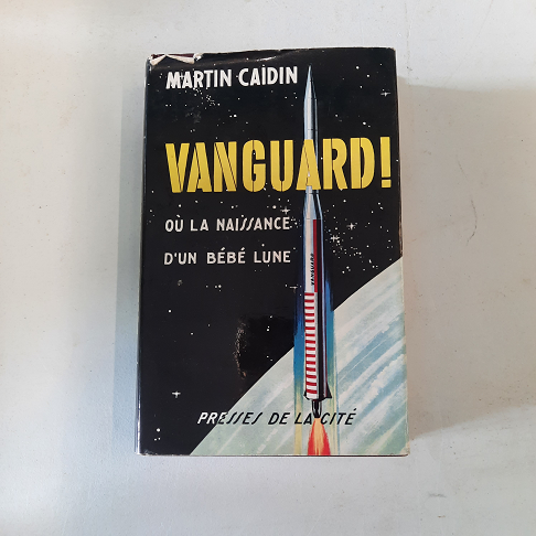 livre Vanguard ou la naissance d un bébé  lune