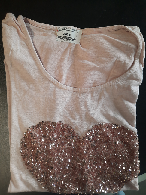 tee-shirt camaiëu coeur brillant