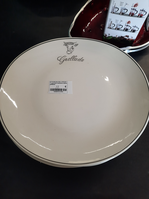 11 grandes assiettes plates grillades