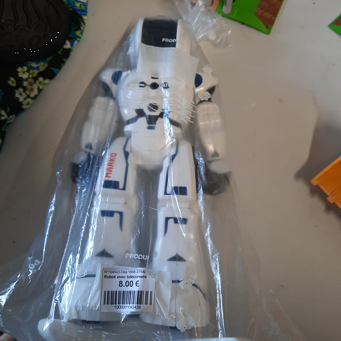 Robot avec telecomande