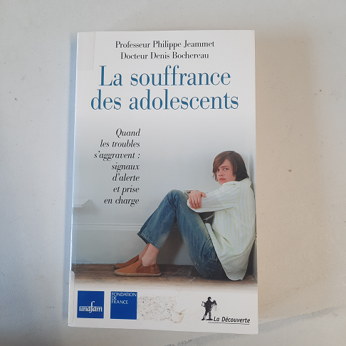 La souffrance des adolescents (  Professeur Philippe Jeammet et Docteur Denis Bochereau )