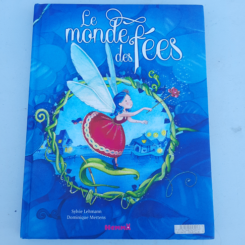 livre Le monde des fées