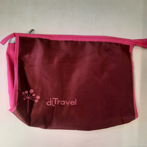 :trousse de toilette mauve( dl travel):