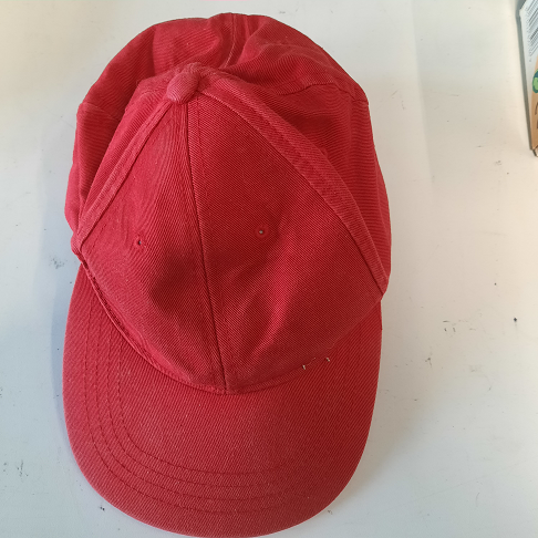 casquette rouge enfant Décathlon
