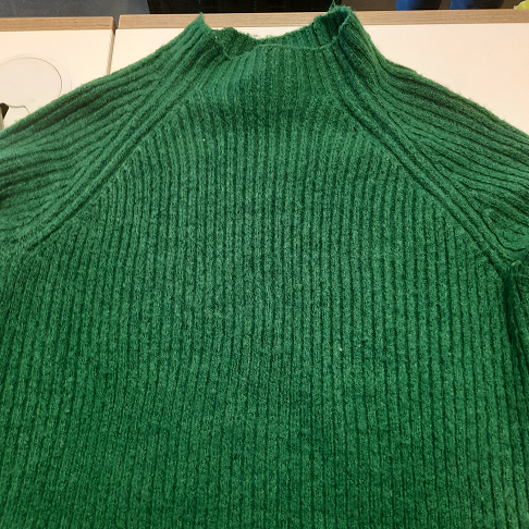 Robe pull verte Mango S