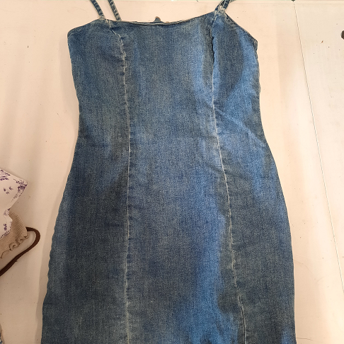 Robe en jean petite bretelle T36