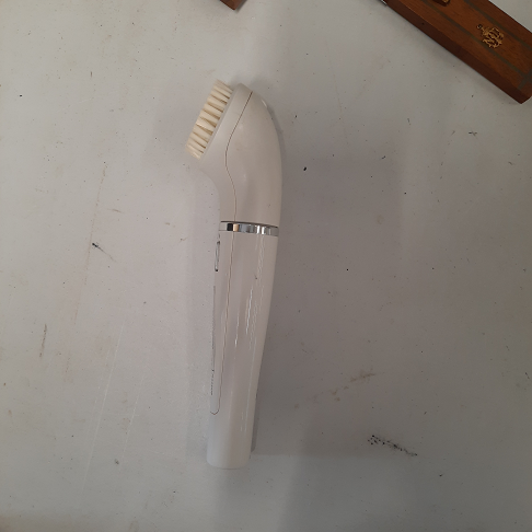 Brosse de massage du visage Braun