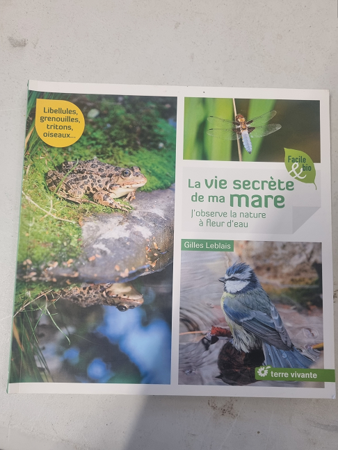 livre  la vie secrète de ma mare.