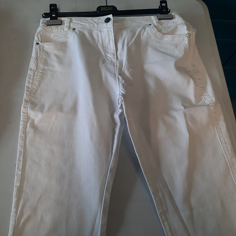 jean blanc broderie t42