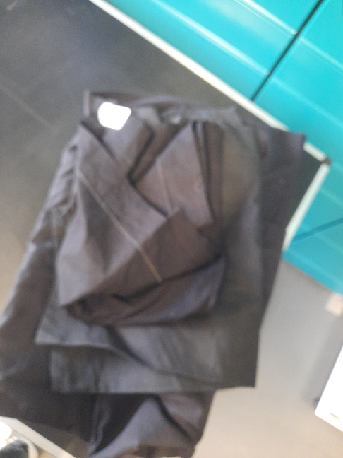 drap housse noir 2 personnes avec 2 taies