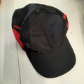 casquette noir/rouge