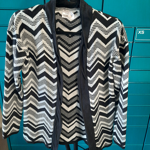 gilet blanc et noire