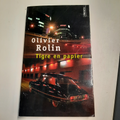 livre tigre en papier