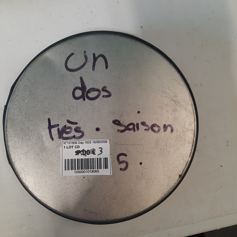 1 LOT CD