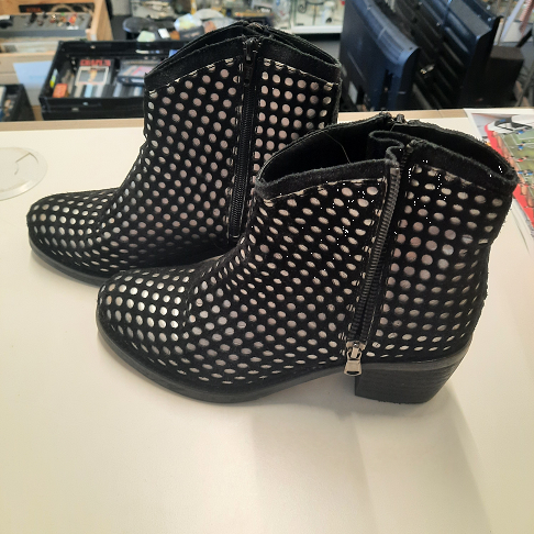 Bottines noires et argent T38