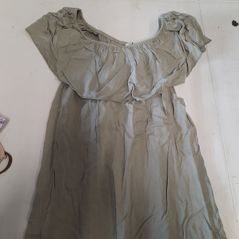 Robe taupe décolleté T unique