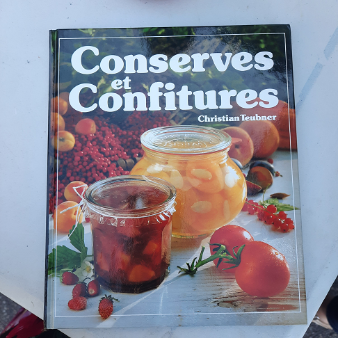 Livre conserves et confitures