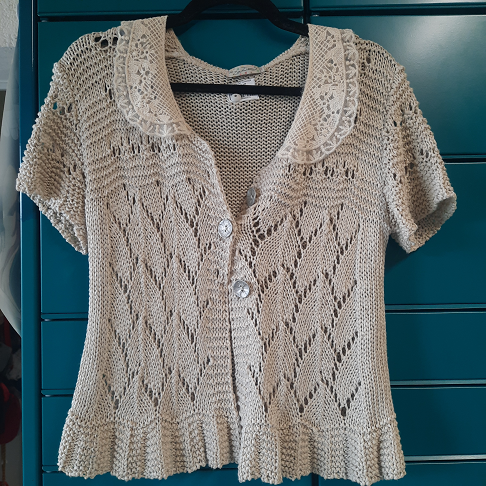 gilet col dentelle t40