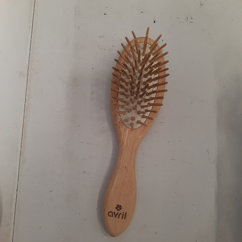 Brosse à cheveux Avril