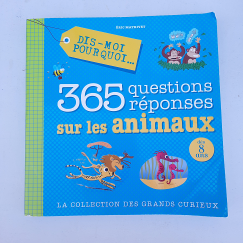livre 365 questions réponses sur les animaux