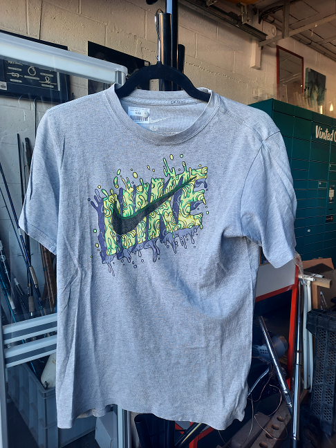 t shirt nike t s