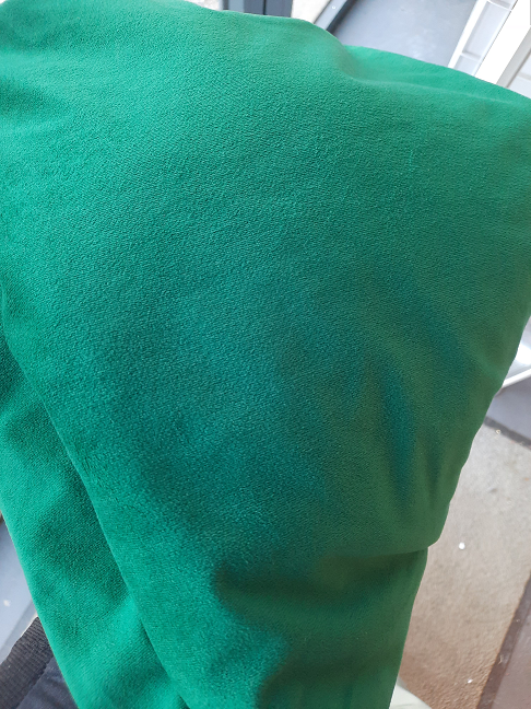 nappe verte velours   1.40 X 2.50