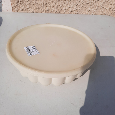 plat tupperware avec couvercle
