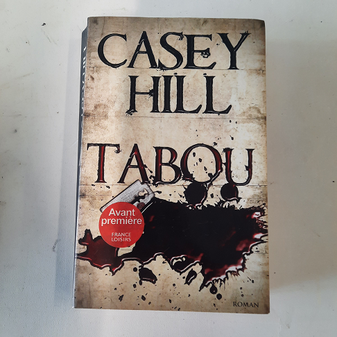 livre  Casey Hill / Tabou