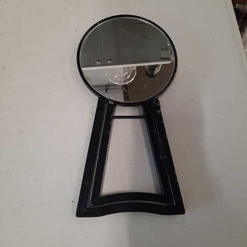 Miroir sur pied