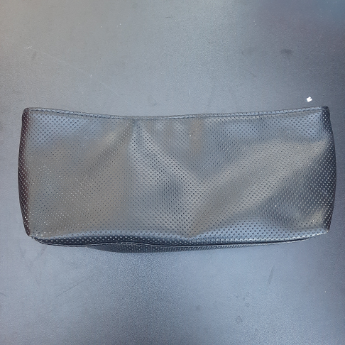 Trousse maquillage noir longue