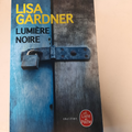 livre lumiere noire