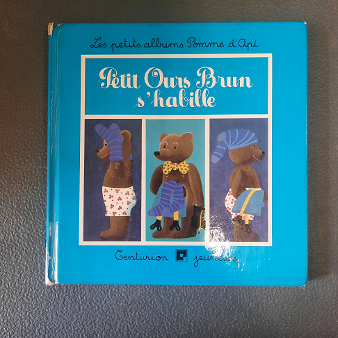 livre Petit ours brun s'habille