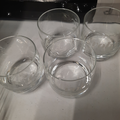 4 verres Volvic